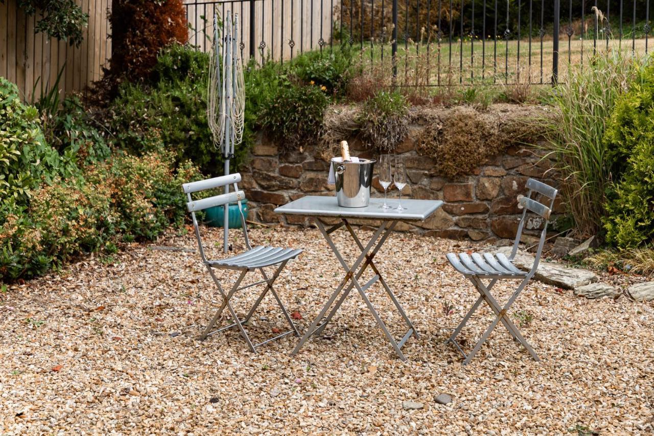 New Quay 1 Chatsworth Riverscape Apartments - Riverview Apartment In Great Location With Free Parking Overlooking The Gannel Just A Short Walk From Newquays Incredible Beaches And Local Amenities מראה חיצוני תמונה