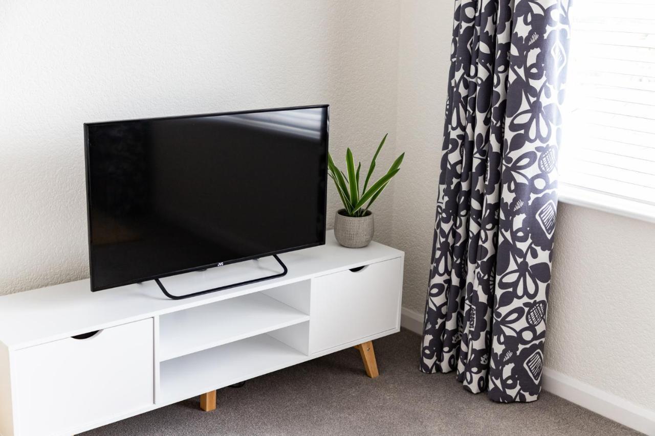 New Quay 1 Chatsworth Riverscape Apartments - Riverview Apartment In Great Location With Free Parking Overlooking The Gannel Just A Short Walk From Newquays Incredible Beaches And Local Amenities מראה חיצוני תמונה