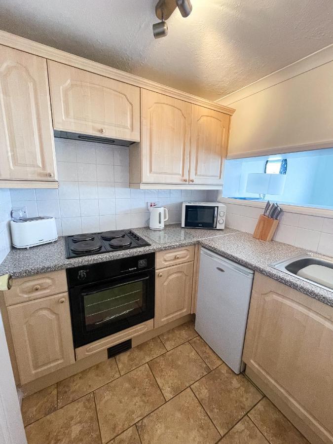 New Quay 1 Chatsworth Riverscape Apartments - Riverview Apartment In Great Location With Free Parking Overlooking The Gannel Just A Short Walk From Newquays Incredible Beaches And Local Amenities מראה חיצוני תמונה