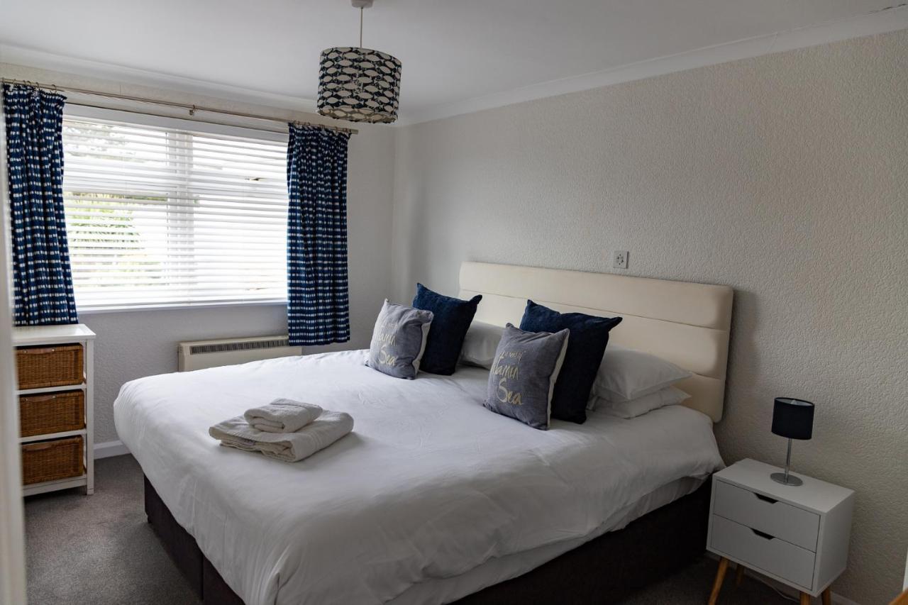 New Quay 1 Chatsworth Riverscape Apartments - Riverview Apartment In Great Location With Free Parking Overlooking The Gannel Just A Short Walk From Newquays Incredible Beaches And Local Amenities מראה חיצוני תמונה